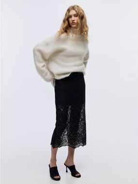 NWT H&M Lace Pencil Skirt (Black) (Sz 4) 1290801003